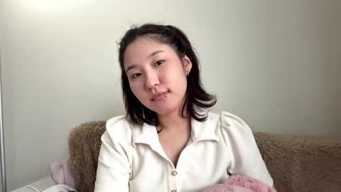 Aya online show from November 10, 12:04 pm