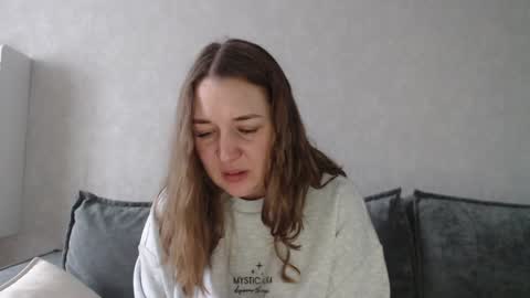 Snapshot of taxxxu chatting on December 29, 11:07 am Diana online show from December 29, 11:07 am