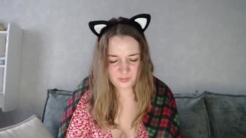 Snapshot of taxxxu chatting on January 26, 12:54 pm Diana online show from January 26, 12:54 pm