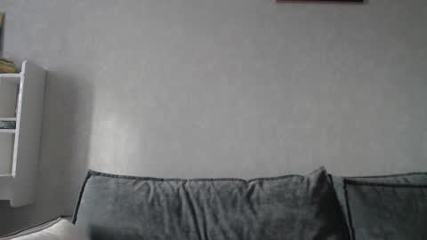 Snapshot of taxxxu chatting on February 16, 11:49 am Diana online show from February 16, 11:49 am