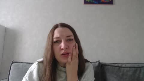 Snapshot of taxxxu chatting on March 1, 8:34 am Diana online show from March 1, 8:34 am