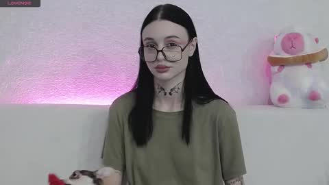 Taya online show from September 26, 5:17 pm