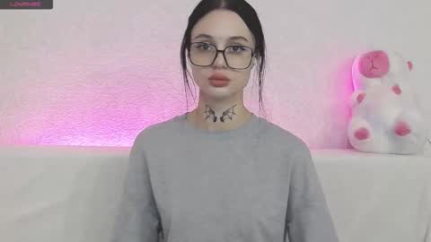 Taya online show from September 30, 7:19 pm