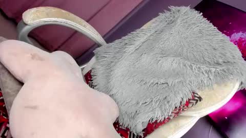   online show from March 1, 11:58 pm