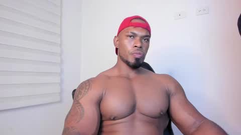 Snapshot of tayler_waka chatting on December 17, 1:39 am Tyler online show from December 17, 1:39 am