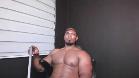 Snapshot of tayler_waka chatting on January 24, 3:54 am Tyler online show from January 24, 3:54 am