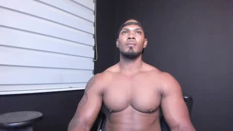 Snapshot of tayler_waka chatting on January 29, 11:56 pm Tyler online show from January 29, 11:56 pm