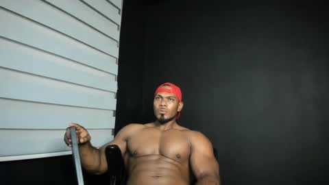 Snapshot of tayler_waka chatting on February 8, 4:03 am Tyler online show from February 8, 4:03 am