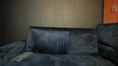 Snapshot of tayler_waka chatting on March 6, 1:05 am Tyler online show from March 6, 1:05 am