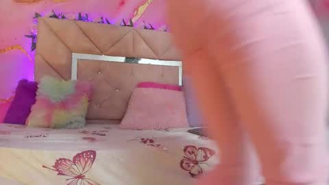 Oriana online show from October 31, 11:00 am