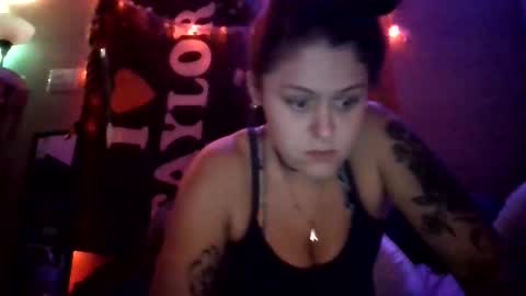 Taylor Riot online show from October 16, 1:39 am