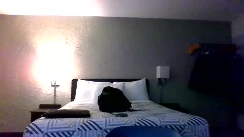 Taylor Riot online show from December 3, 10:08 pm