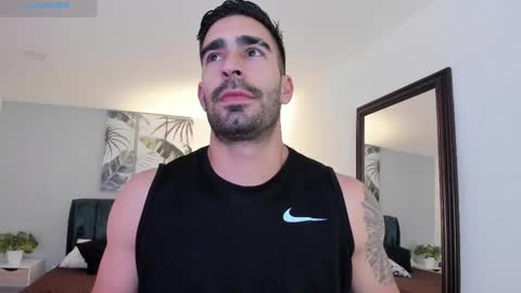 Snapshot of tbastian chatting on November 1, 8:22 pm BASTIAN online show from November 1, 8:22 pm