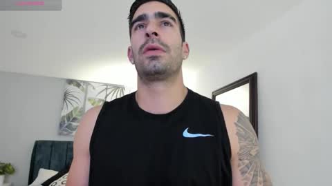 Snapshot of tbastian chatting on November 9, 8:51 pm BASTIAN online show from November 9, 8:51 pm