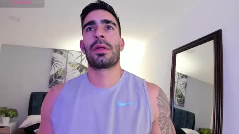 Snapshot of tbastian chatting on November 16, 9:53 pm BASTIAN online show from November 16, 9:53 pm