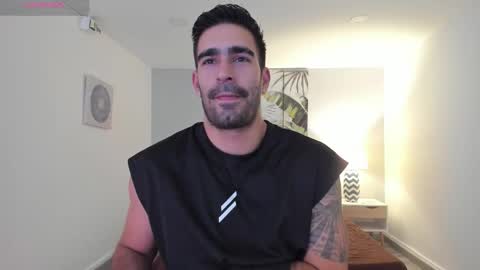 Snapshot of tbastian chatting on November 28, 8:11 pm BASTIAN online show from November 28, 8:11 pm