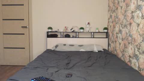 Snapshot of tearjuly chatting on October 26, 1:39 pm July online show from October 26, 1:39 pm