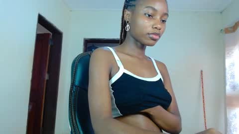 queen online show from November 9, 10:24 am