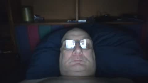 Snapshot of tebb61 chatting on October 2, 5:47 am Mark online show from October 2, 5:47 am