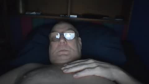 Snapshot of tebb61 chatting on October 15, 7:08 am Mark online show from October 15, 7:08 am