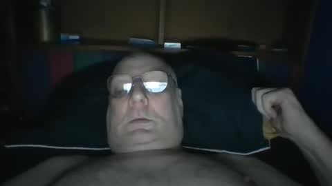 Snapshot of tebb61 chatting on November 13, 8:35 am Mark online show from November 13, 8:35 am