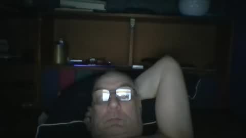 Snapshot of tebb61 chatting on November 22, 8:13 am Mark online show from November 22, 8:13 am