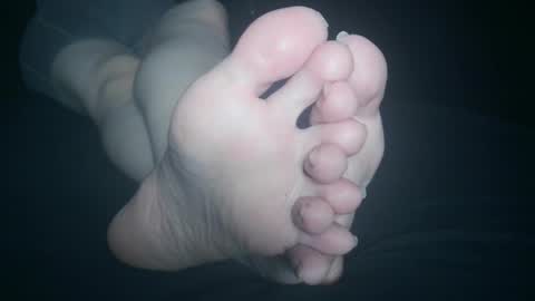 Viv West online show from December 6, 4:36 am