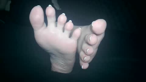 Viv West online show from October 22, 3:07 am