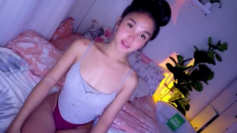 temptessa20 online show from November 26, 1:17 am