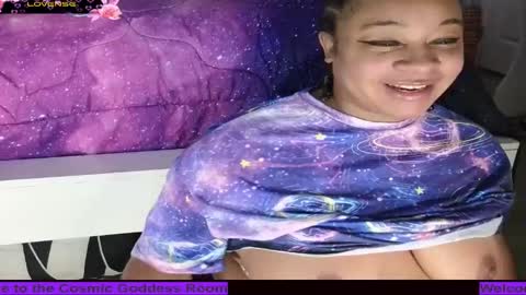 Snapshot of temptressbeauty24 chatting on December 15, 6:18 am Gaia online show from December 15, 6:18 am