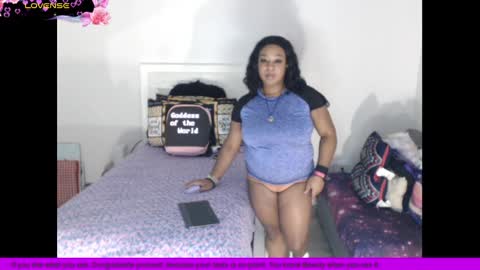 Snapshot of temptressbeauty24 chatting on January 3, 3:49 am Gaia online show from January 3, 3:49 am