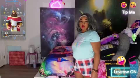 Snapshot of temptressbeauty24 chatting on February 2, 7:41 am Gaia online show from February 2, 7:41 am