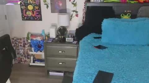 Snapshot of temptressbeauty24 chatting on September 23, 2:25 am Gaia online show from September 23, 2:25 am