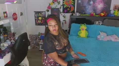 Snapshot of temptressbeauty24 chatting on September 29, 6:24 pm Gaia online show from September 29, 6:24 pm