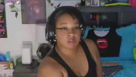 Snapshot of temptressbeauty24 chatting on October 10, 2:10 am Gaia online show from October 10, 2:10 am