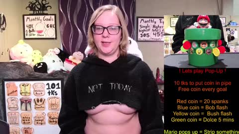 Snapshot of ten_tickle_pixie chatting on January 8, 10:48 pm Pixie and Tentacle Overlord online show from January 8, 10:48 pm