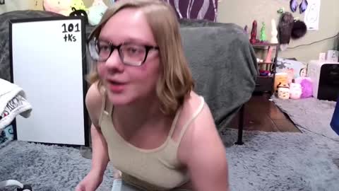 Snapshot of ten_tickle_pixie chatting on February 10, 11:13 pm Pixie and Tentacle Overlord online show from February 10, 11:13 pm