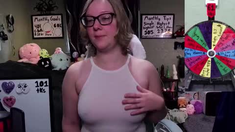 Snapshot of ten_tickle_pixie chatting on February 12, 7:24 pm Pixie and Tentacle Overlord online show from February 12, 7:24 pm