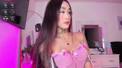 Snapshot of tenshii_jules chatting on September 10, 5:13 pm tenshii_jules online show from September 10, 5:13 pm