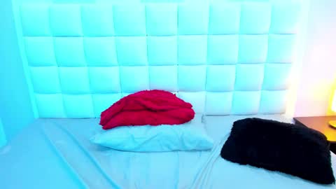 Teresa online show from March 3, 3:42 pm