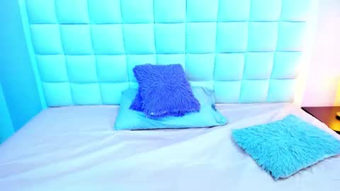 Teresa online show from September 9, 1:54 pm