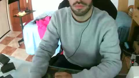 Snapshot of terwosdex chatting on November 11, 5:02 pm terwosdex online show from November 11, 5:02 pm