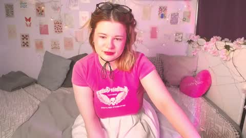 Snapshot of tesspleasure chatting on January 31, 5:32 pm TESSA online show from January 31, 5:32 pm