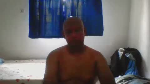 yours online show from October 18, 9:21 am