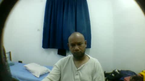 yours online show from October 25, 6:46 pm