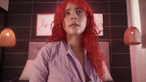 Thalia online show from November 18, 12:53 pm