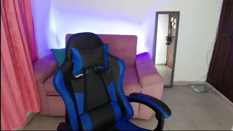 Thaliana0498 online show from November 23, 1:27 am