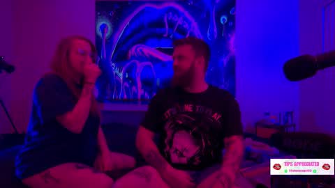 Snapshot of thatonecouple912 chatting on December 16, 1:21 am ThatOneCouple online show from December 16, 1:21 am