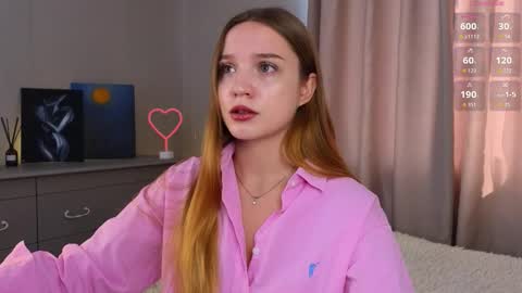 Snapshot of thatonerabbit chatting on September 21, 11:34 am Alice online show from September 21, 11:34 am