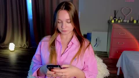 Snapshot of thatonerabbit chatting on November 27, 11:56 am Alice online show from November 27, 11:56 am